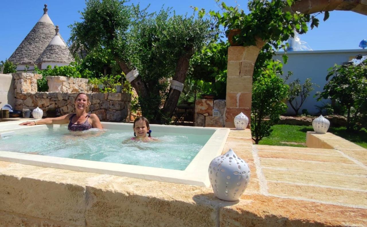 הוילה צ'לייה מספיקה Trulli Il Geco Sognante מראה חיצוני תמונה